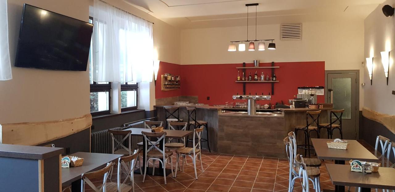 Pension & Restaurace Na Rychte Prag Eksteriør billede